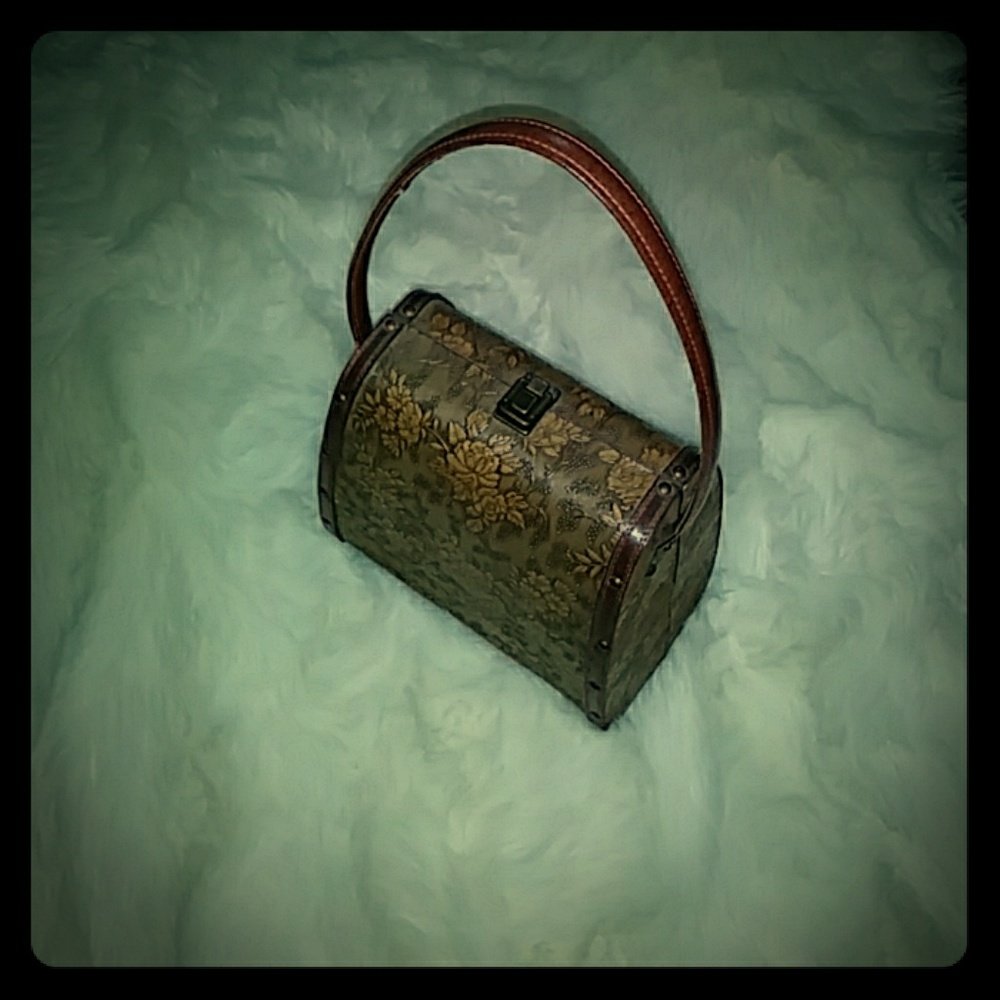 Pocket Book - image 1